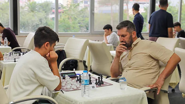 Bafra'da satranç turnuvasında dereceye girenler belli oldu