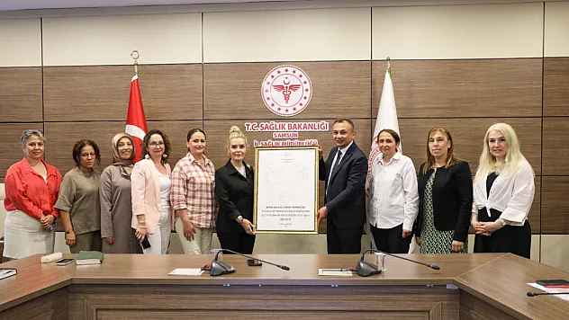 Bafra Sağlıklı Hayat Merkezi'ne 'Bebek Dostu' ünvanı