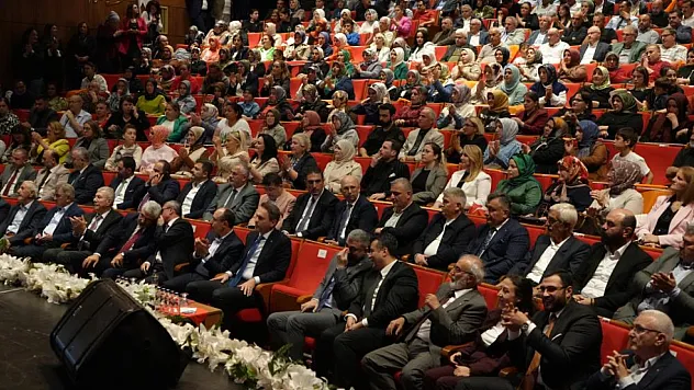 Bakan Bayraktar Samsun'da enerji yatırımlarını anlattı