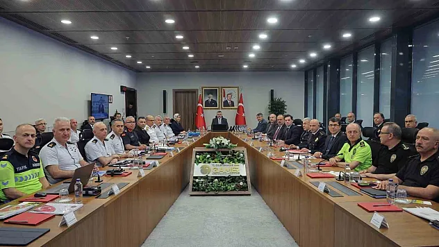 Bakan Çiftçi 'Bu zirve, Türkiye'nin diplomatik ağırlığını dünyaya gösterecek'