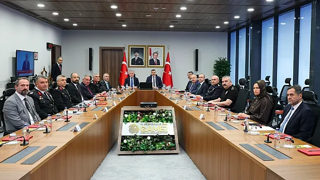 Bakan Çiftçi: Okul ve yurt çevrelerinde denetimlerimizi sıklaştıracağız
