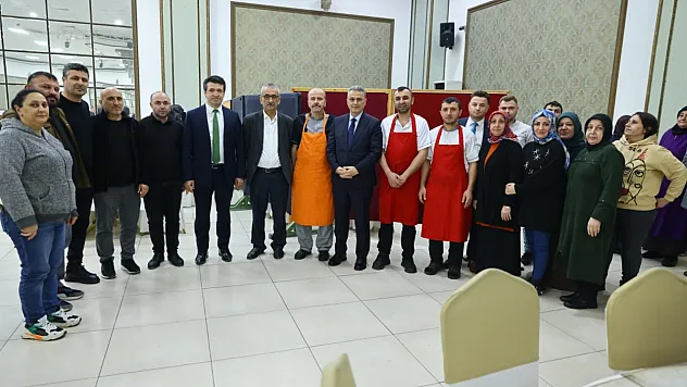 Başkan Kurnaz: 'Aynı hedefe gönül veren çok büyük bir aileyiz'