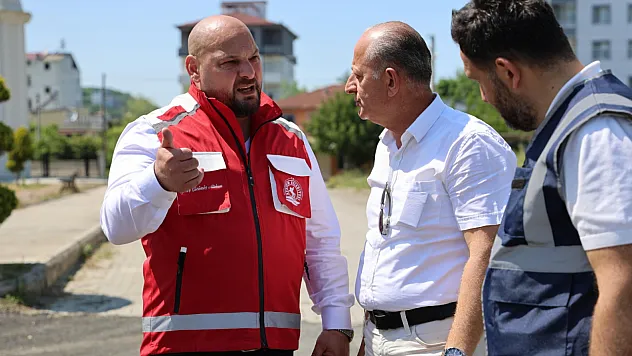 Başkan Serhat Türkel sahaya indi: 'yol sorununu tamamen çözeceğiz'