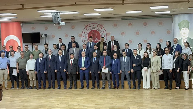 Başsavcı Kılıç ve adliyeden ayrılan yargı mensuplarına veda