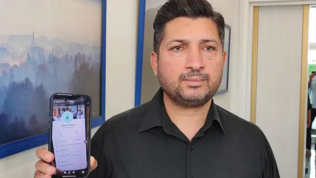 Berberin WhatsApp hesabı kopyalayıp müşterilerden para istediler