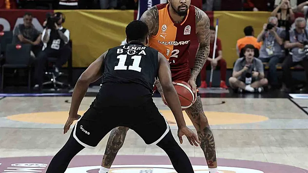 Beşiktaş ile Galatasaray yarı final için parkeye çıkacak