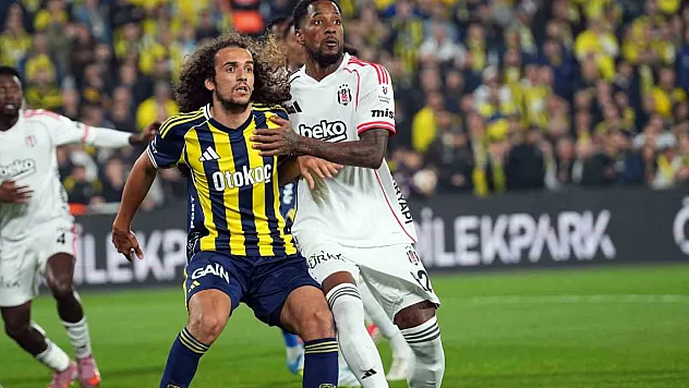 Beşiktaşlı Amir Murillo hastaneye götürüldü