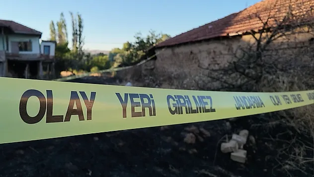 Bin saman balyası ve ev kül oldu, eşini bu sözlerle teselli etti