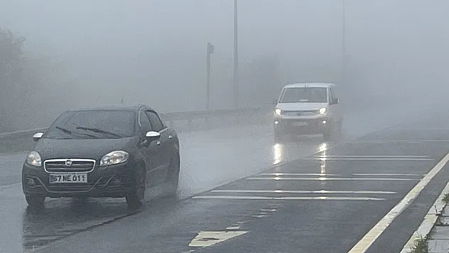 Bolu Dağı'nda sağanak ve sis ulaşımı olumsuz etkiliyor