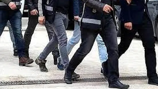Borsa'da 8 kişiye tutuklama