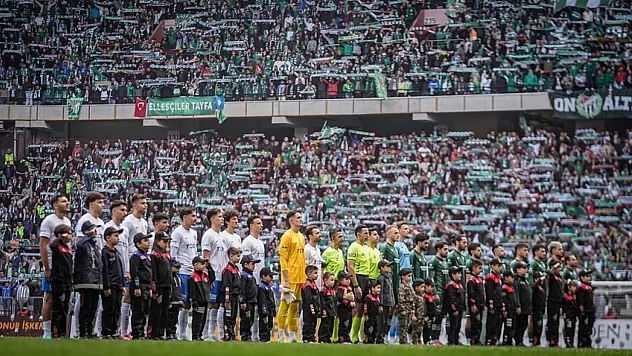 Bursaspor'un deplasman maçını 35 bin yeşil-beyazlı taraftar izledi