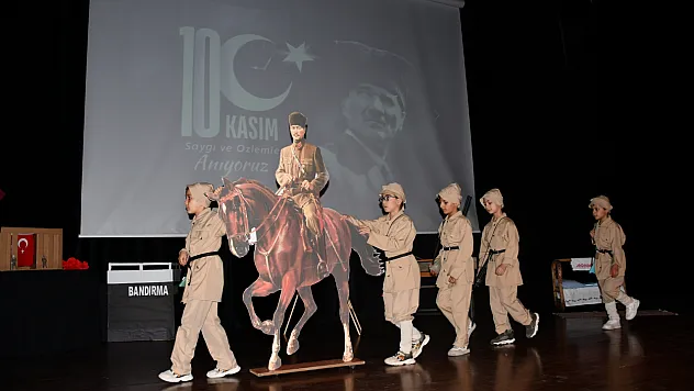 Büyük Önder Atatürk Samsun'un ilçelerinde anıldı