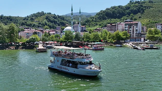 Büyükşehir Belediyesinden yaşlı bireylere turizm morali