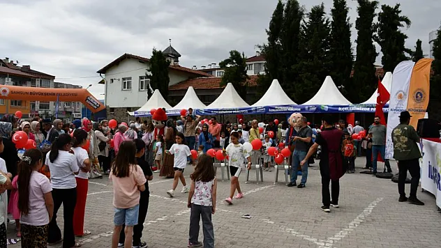 'Büyükşehir'in Işığı İlçelerimizde Parlıyor' etkinliğine büyük ilgi