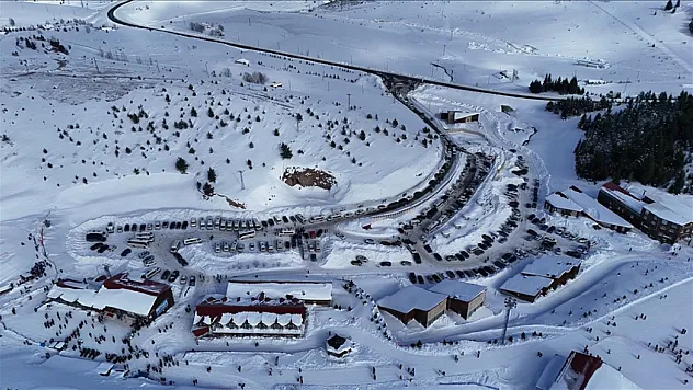 Çambaşı kayak merkezi'nde yarıyıl tatili yoğunluğu