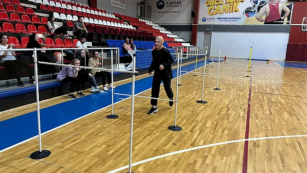 Canik Belediyesi'nden POMEM adaylarına ücretsiz kurs desteği