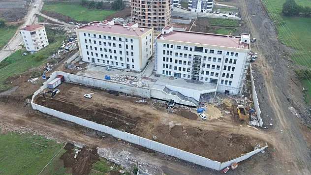 Canik Fen Lisesi inşaatında sona gelindi: Bölgenin örnek kampüsü açılışa gün sayıyor