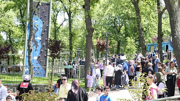 Canik Macera Parkı'ndan muhteşem başlangıç: İlk günden 10 bini aşkın ziyaretçiyle rekor!