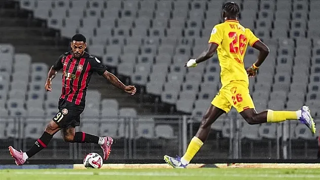 CANLI İZLE | Göztepe – Fatih Karagümrük Maçı Ne Zaman, Saat Kaçta, Hangi Kanalda? İşte Muhtemel 11'ler