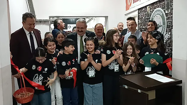 Çarşamba Bilim ve Sanat Merkezi'nde Tübitak 4006 Bilim Fuarı açıldı