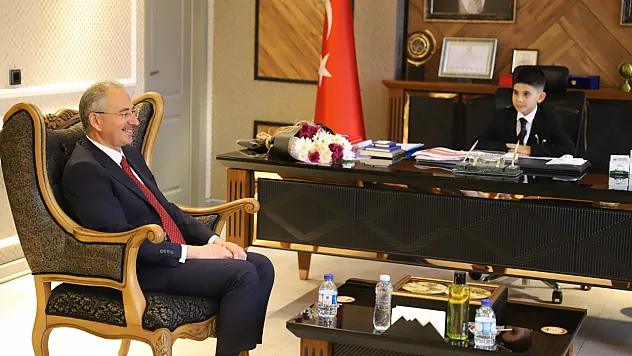 Çarşamba'nın yeni başkanları görevi devraldı
