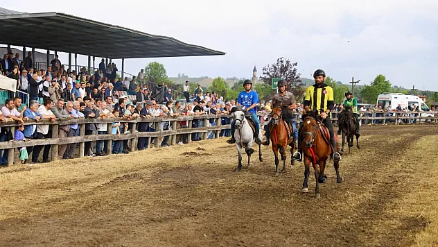 Çarşamba Rahvan At Yarışlarına son 2 gün