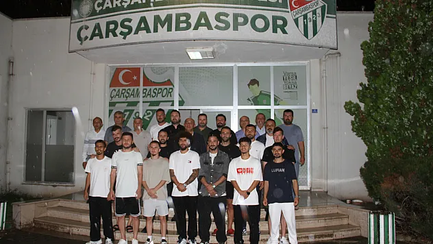 Çarşambaspor'da yeni sezon öncesi imza töreni