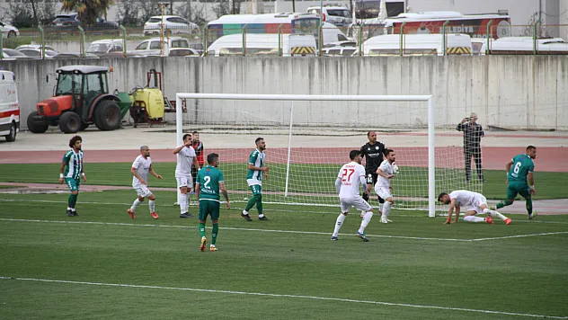 Çarşambaspor Turhal engelini tek golle geçti