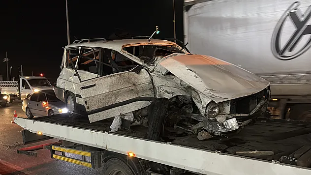 Çorum'da otomobil ambulansla çarpıştı: 6 yaralı
