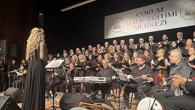 Çorum'da Türk sanat ve halk müziği ezgileriyle dolu gece