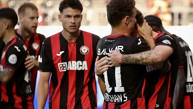 Çorum FK'dan tarihi galibiyet