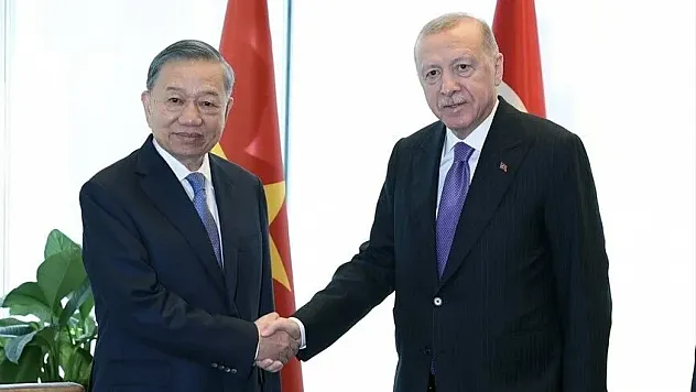 Cumhurbaşkanı Erdoğan, Vietnam Devlet Başkanı To Lam ile New York'ta görüştü
