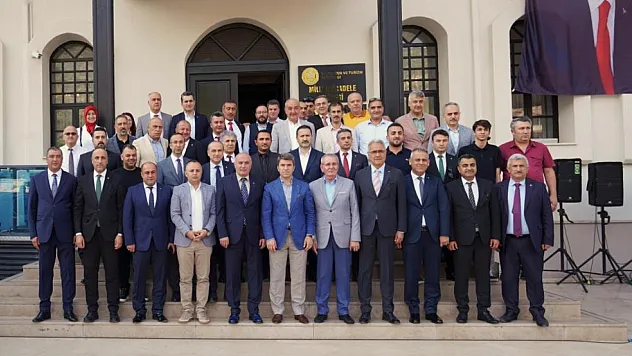 Cumhuriyeti kuran şehirler buluştu