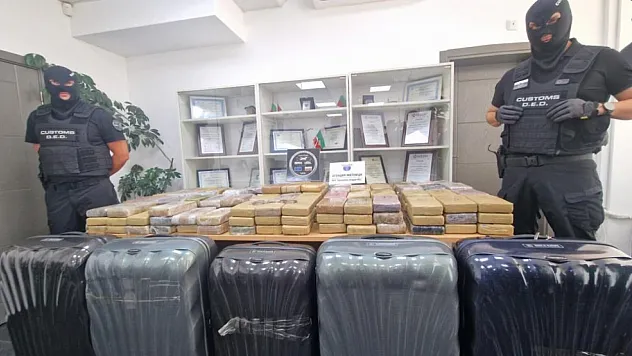 Diplomatik plakalı araçta rekor kokain ele geçirildi