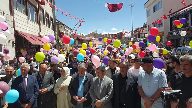 DMD hastası Eymen Kayra için gökyüzüne balonlar bırakıldı
