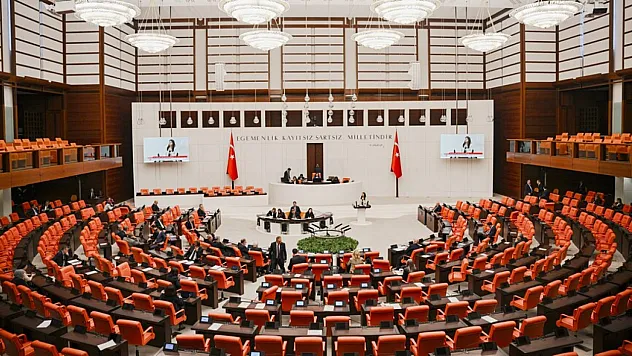 Doğum izni uzatıldı, çocukların sosyal medya kullanımına yeni düzenleme