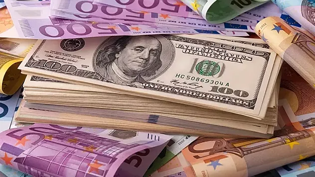 Dolar ve Euro 1 Nisan 2026'ya yüksek seviyelerde başladı