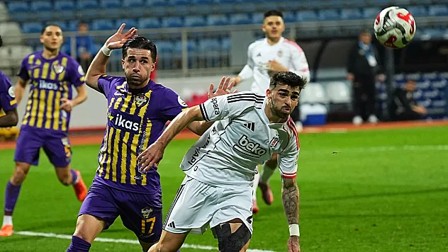 Dolmabahçe'de Dört Gollü Akşam: Eyüpspor ile Beşiktaş Yenişemedi