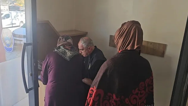 Elazığ'da dilencinin para saklama yöntemi şaşırttı