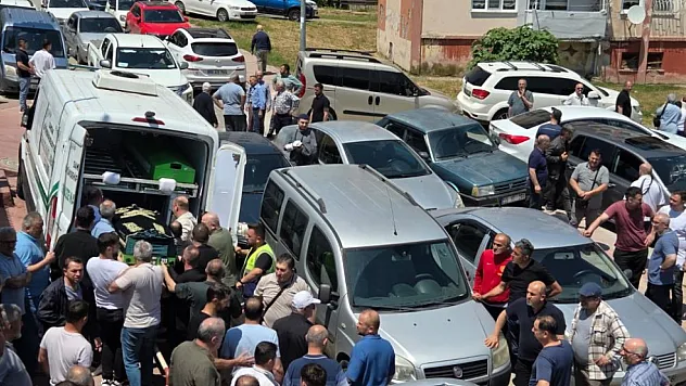 Elektrik faciasında hayatını kaybeden Naci Gezer defnedildi