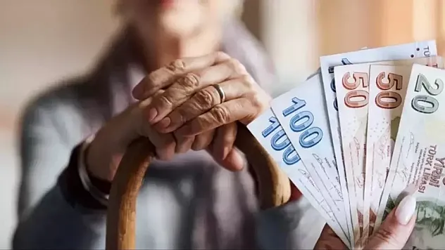 Emeklilerin bayram ikramiyesi heyecanı başladı