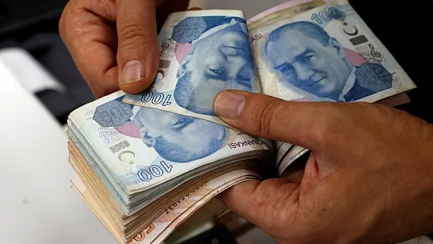 Emeklilikte 1 Gün Farkla 17 Yıl Bekleyenlere Müjde mi? 4 Milyon Kişi İçin Kademeli Emeklilik Masada!