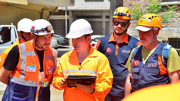 Enkazda Zamana Karşı Yarış Tatbikatla Canlandırıldı