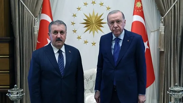 Erdoğan, BBP lideri Destici'yi külliye'de kabul etti