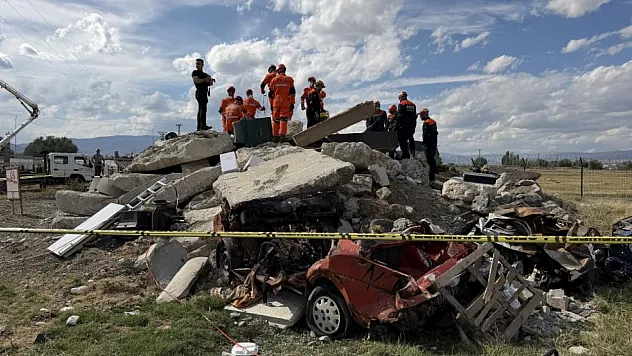 Erzincan'da deprem tatbikatı: 4 ilden 1052 personel sahaya çıktı