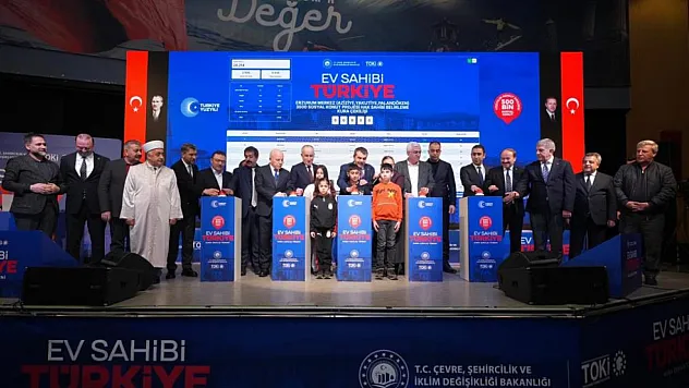 Erzurum'da TOKİ kuraları çekildi