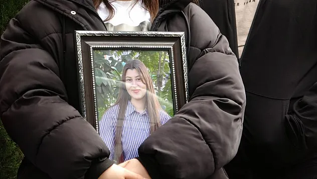 Eski Başkanın Yargılandığı Davada Kritik Süreç: Duruşma Ertelendi