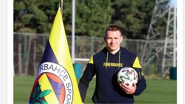 Eski Fenerbahçeli oyuncu Türkiye'ye geri dönüyor