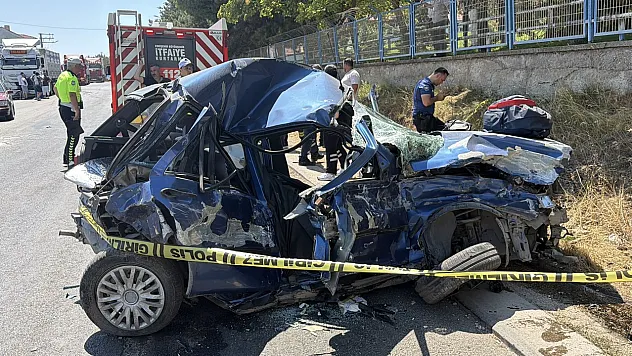 Eskişehir'de zincirleme kaza : 1 ölü, 2 yaralı