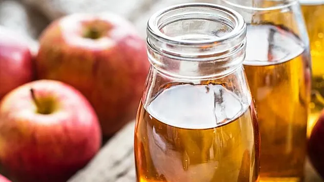 Evde Doğal Sirke Nasıl Yapılır? En Kolay Elma Sirkesi Tarifi